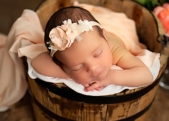 London babies and family photographer Joanna Lynn Photography