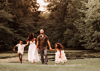 Jodie Schaefer Photography - Welland, ON Photographes De Mariage - Service Image
