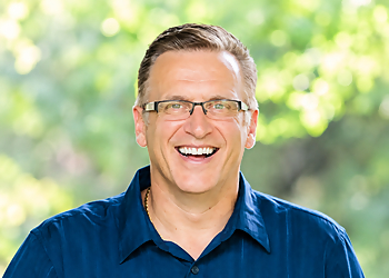 Joe Russolo, R.P.T., BSc (PT) - RUSSOLO THERAPY CENTRE - Chatham, ON Physiothérapie - Doctor Portrait Image