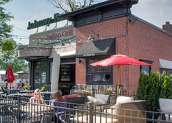 Niagara Falls italian restaurant Johnny Rocco's Italian Grill