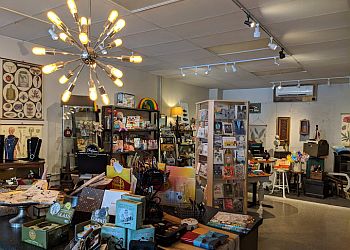 Windsor Boutiques De Cadeaux Jones & Company