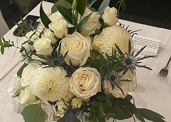 Joshua's Greenery Floral Design - Barrie, ON Fleuristes - Design Image