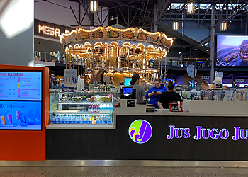 Quebec juice bar Jugo Juice Quebec