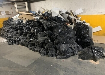 Granby junk removal Debarassage Junk Away