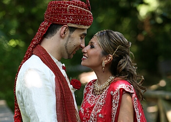 Surrey wedding officiant Just Breathe Weddings