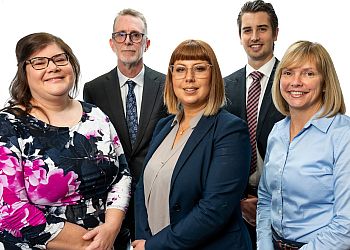 Belleville Avocats Dommages Corporels Kandace Davies - PRETSELL DAVIES THOMPSON LLP