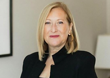 Karen E. MacDonald - WORRAD MURRAY & ASSOCIATES Karen E. MacDonald - London, ON Estate Planning Lawyers - Lawyer Portrait Image