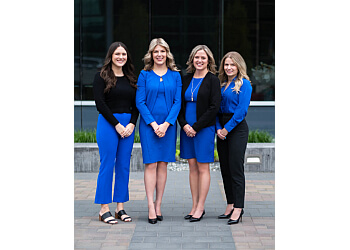 Kelowna Services Financiers Karen Erickson and Kayla Caruana - IG Private Wealth Management