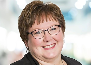 Karen Liberty - MNP LTD. CHATHAM Karen Liberty - Chatham, ON Syndics Autorisés en Insolvabilité - Professional Image