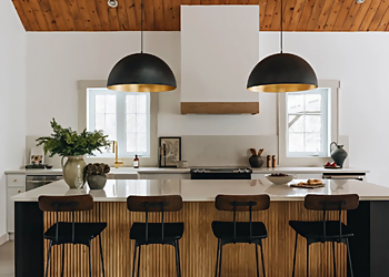 KarolAnne. Intérieurs - Brossard, QC Interior Designer & Decorators - Dining Room Image