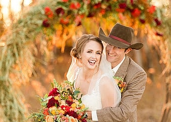 Airdrie wedding photographer Kaycee Ann Photography