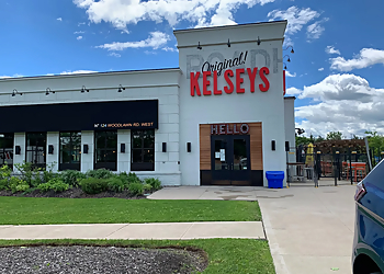 Guelph sports bar Kelseys Original Roadhouse Guelph