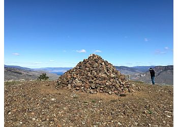 Kamloops hiking trail Kenna Cartwright Park