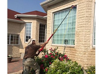 Winnipeg window cleaner Ken's Window Washing