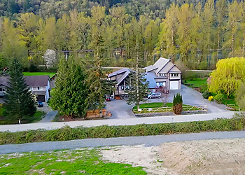 Kilby Lodge - Abbotsford, BC Bed And Breakfast - Building Exterior Image