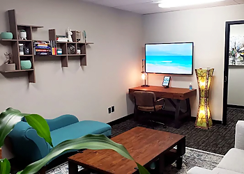 Kim Chapman, RSW - EMPIRE PSYCHOTHERAPY - Hamilton, ON Therapists - Interior Image