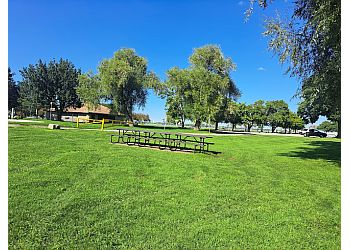 Niagara Falls public park Kingsbridge Park