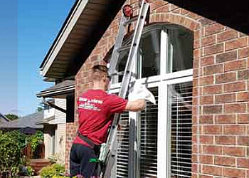 Stratford window cleaner Klear View Window Cleaning