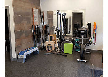 Nanaimo physical therapist Kyla Hartnell, BScPT, FCAMT, CGIMS - LONG LAKE SPORTS & ORTHOPAEDIC PHYSIOTHERAPY