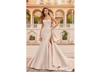 Winnipeg Boutiques De Mariage LA Collection Bridal and Formal Fashions