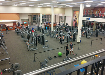 Aurora gym LA Fitness Aurora
