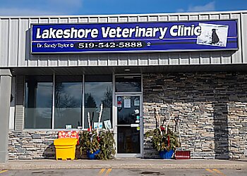 Sarnia veterinary clinic Lakeshore Veterinary Clinic image 1