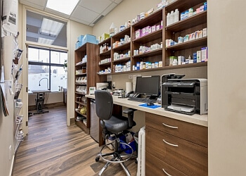 Aurora Cliniques Vétérinaires Legallais Veterinary Hospital