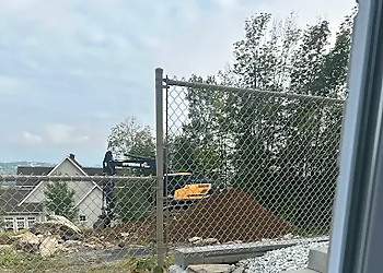 LES CLOTURES MENARD - Sherbrooke, QC Fencing Contractors - Maintenance Service Image