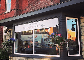 Ottawa nail salon La Crystal Nail & Spa