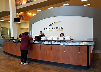 Toronto gym La Fitness of Don Mills