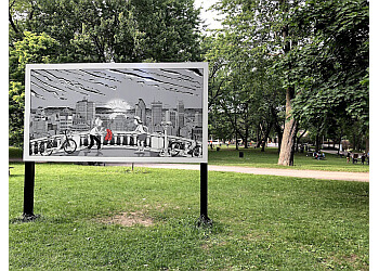 Montreal public park Parc La Fontaine