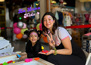 La Luna Kids - Vancouver, BC Peinture De Visage - Professional Face Painting Services