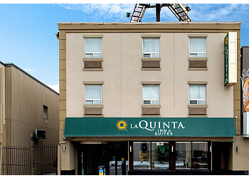 Oshawa hotel La Quinta Inn & Suites by Wyndham Oshawa image 1