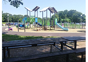 Burlington public park LaSalle Park