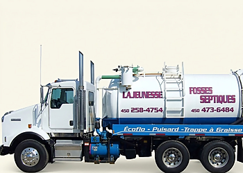 Lajeunesse Fosses Septiques Mirabel - Mirabel, QC Services De Fosses Septiques - Service Vehicle Image