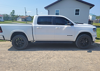 Sudbury car dealership Laurentian Chrysler Dodge Jeep RAM