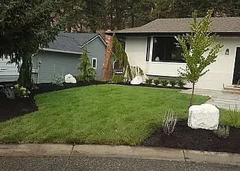Kelowna Paysagistes Lavish Landscapes