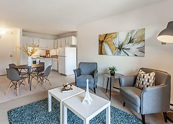 Le 700 St Joseph Apartments - Gatineau, QC Apartments For Rent - Living Room Image