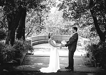 Laval Photographes De Mariage Le Groupe Grafica