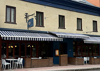 Quebec french cuisine Le Hobbit