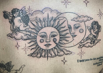 Drummondville tattoo shop Le New Bold