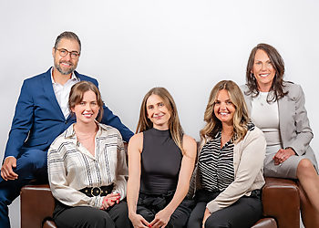 Kingston financial service Leah Robertson - Avesta Wealth