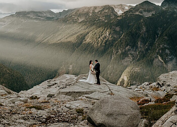 Abbotsford wedding photographer Leanne Sim Photographer