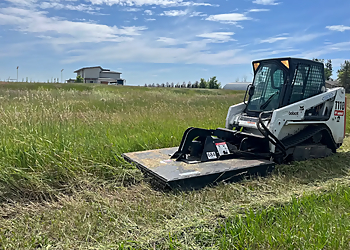 Legacy Landscaping & Groundworks - Lethbridge, AB Service D'Entretien De Pelouse - Field Work Image