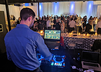 Whitby dj Legendary Sound Wedding DJ Services