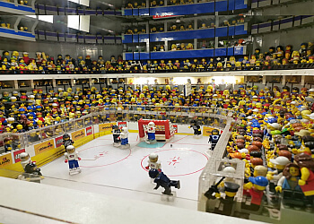 Vaughan places to see Legoland Discovery Centre