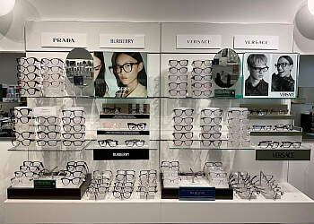 Brampton optician LensCrafters