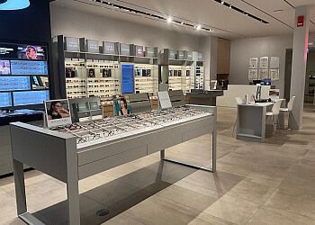 Richmond Hill optician LensCrafters