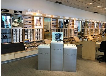 Sudbury optician LensCrafters