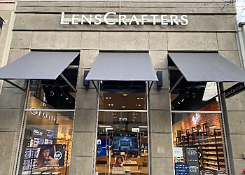 Vancouver optician LensCrafters